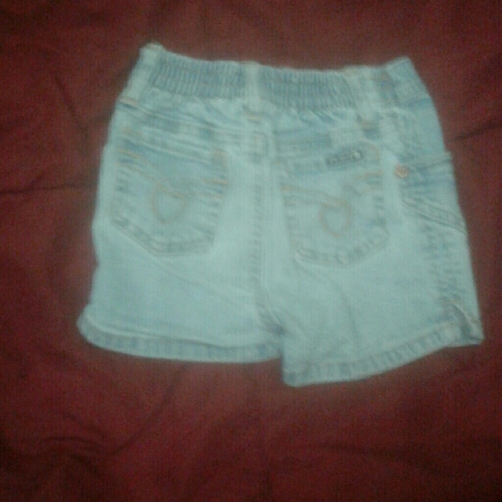 Shorts - Picture 2 of 2